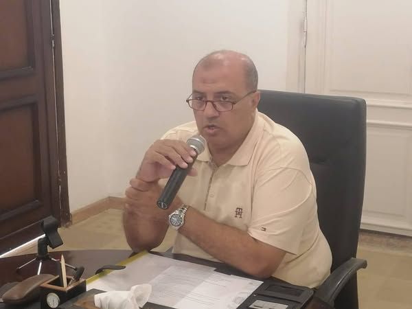 اجتماع برئاسة رئيس مدينة مرسى علم لمناقشة استعدادات المدينة لانتخابات مجلس النواب ٢٠٢٥ - الخليج الان