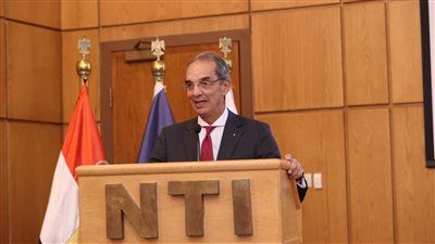 وزير الاتصالات يشهد تخريج 5000 متدرب من أكاديمية الأمن السيبراني للنشء - الخليج الان