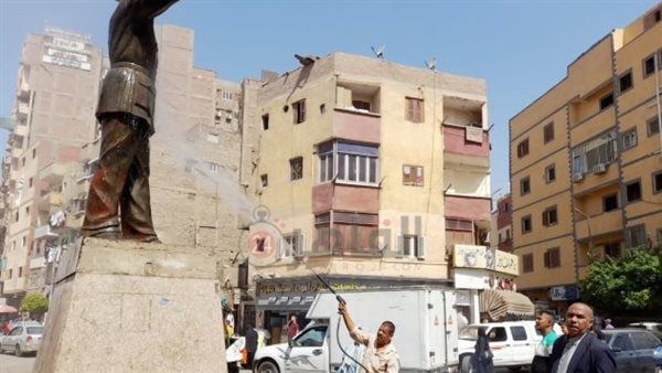 رفع كفاءة تمثال الشهيد عبد المنعم رياض بسوهاج وإزالة الإشغالات المحيطة به| بث مباشر