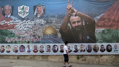 تقارير عربية: إسرائيل ستفرج عن البرغوثي وعدد من كبار أسرى حماس - الخليج الان