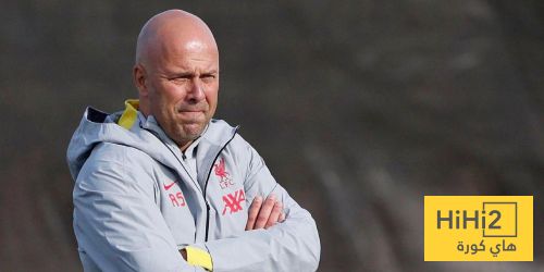 فرصة ذهبية لليفربول لتدعيم دفاعه