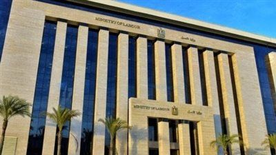 وظائف برواتب تصل إلى 500 دولار شهريًا.. وزارة العمل تعلن عن فرص جديدة في شركة لبنانية - الخليج الان