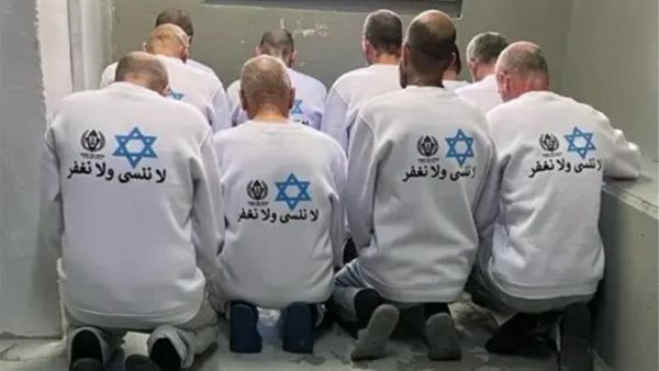 بينهم 60 من عناصر حماس.. إعلام عبري يكشف القائمة النهائية للأسرى الفلسطينيين المقرر الإفراج عنهم
