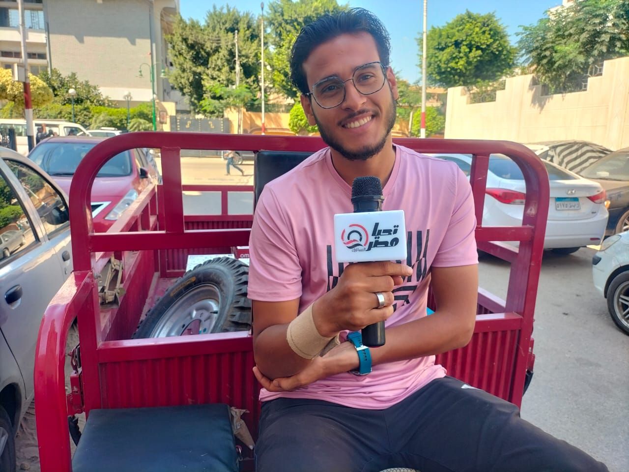 حلمي أصبح قارئ مشهور .. «أحمد» طالب أزهري من الشرقية يجمع بين الدراسة والعمل وموهبة التلاوة - الخليج الان