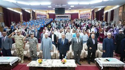 محافظ أسيوط: الجندي المصري خاض حرب أكتوبر بإيمان لا يتزعزع بأن الأرض لا تسترد إلا بالتضحيات - الخليج الان