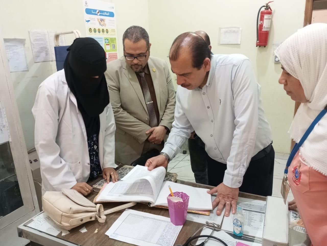 نائب وزير الصحة يتفقد منشآت طبية بمحافظة الشرقية ويحدد مهلة شهر لمعالجة الملاحظات في منشآت الرعاية الأولية - الخليج الان