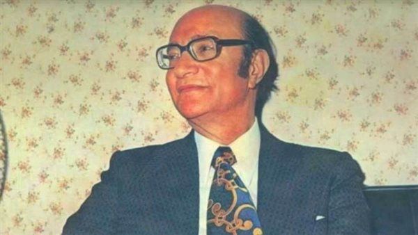 بعد قرار اهدائها لـ ترامب.. نجوم وكتاب حصلوا على قلادة النيل - الخليج الان