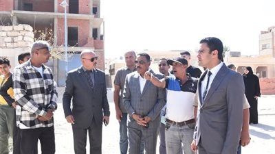 نائب محافظ مطروح يتابع استكمال حملة رفع المخلفات والنظافة بعدد من المناطق - الخليج الان