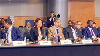 التخطيط: صندوق النقد والبنك الدوليان يشيدان بدور الرئيس السيسي في قيادة جهود عملية السلام - الخليج الان