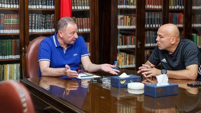 محمد يوسف يقترب من الرحيل عن منصب المدير الرياضي في الأهلي بعد تقليص صلاحياته (خاص) - الخليج الان