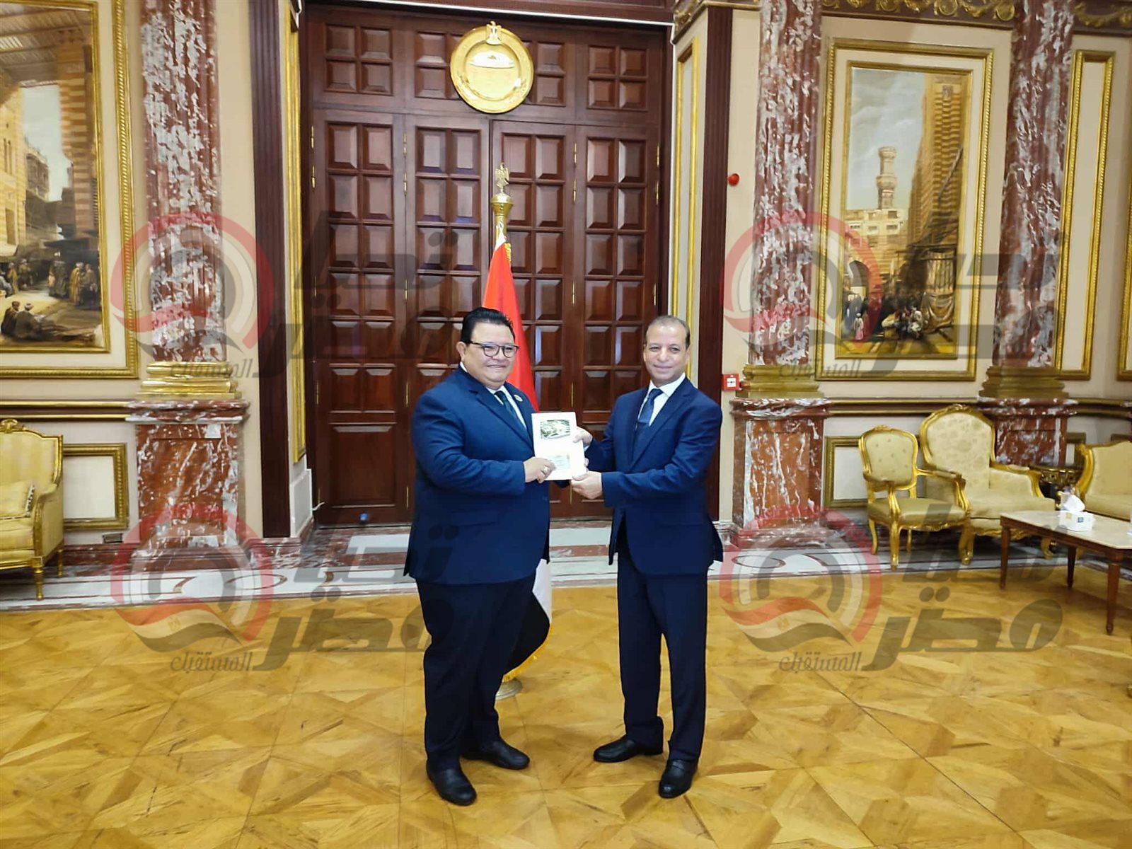 المخرج خالد جلال يتسلم كارنيه عضوية مجلس الشيوخ 2025..صور - الخليج الان