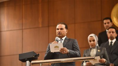 النائب تامر عبد الحميد يؤدى اليمين الدستورية بمجلس الشيوخ 2025 ويؤكد على إحترامه الدستور والقانون - الخليج الان