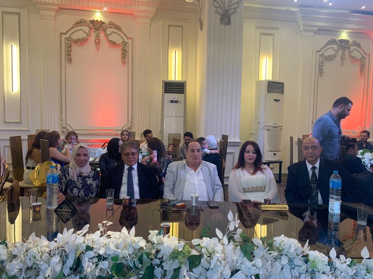 نجل الزميل صالح شلبي يحتفل بزفافه وسط حضور لكبار المسؤولين ورموز السياسة - الخليج الان