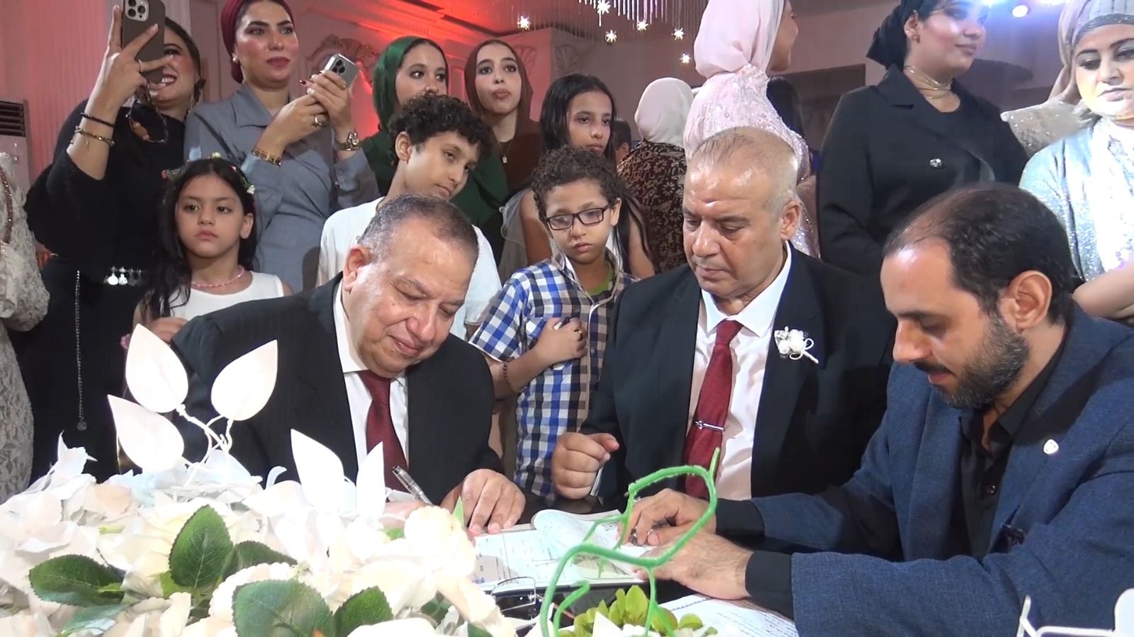 نجل الزميل صالح شلبي يحتفل بزفافه وسط حضور لكبار المسؤولين ورموز السياسة - الخليج الان