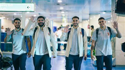 رجال يد الأهلي يخوض مرانه استعدادًا لنصف نهائي بطولة إفريقيا - الخليج الان