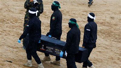 سنسلمه اليوم.. حركة حماس تعلن العثور على جثمان أسير إسرائيلي - الخليج الان