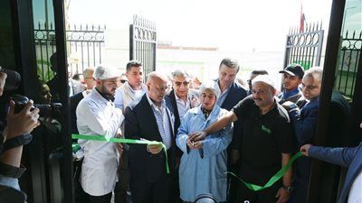 وزير الصناعة يفتتح مصنعاً لتصدير الحاصلات الزراعية.. و3 خطوط إنتاج دوائية بالمنطقة الصناعية بجمصة - الخليج الان