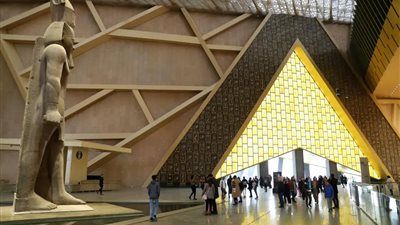 المتحف المصري الكبير.. «الهرم الرابع» ينهض ليحكي مجد المصريين من جديد - الخليج الان