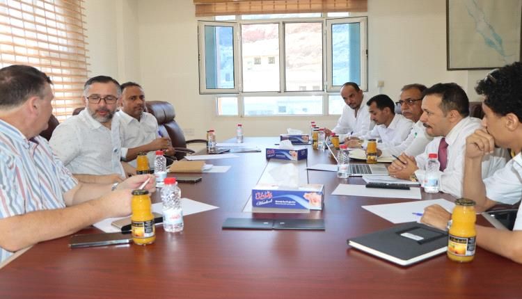 إجتماع في عدن يبحث الاحتياجات الفنية والتقنية لتطوير منظومات الاستجابة للطوارئ البيئية بدعم أممي