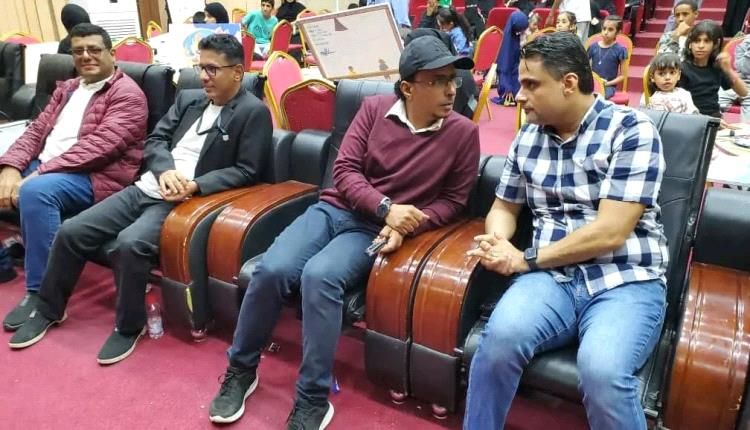 نائب وزير الإعلام يشهد البروفات النهائية لإنطلاق مهرجان الطفل الموهوب بعدن