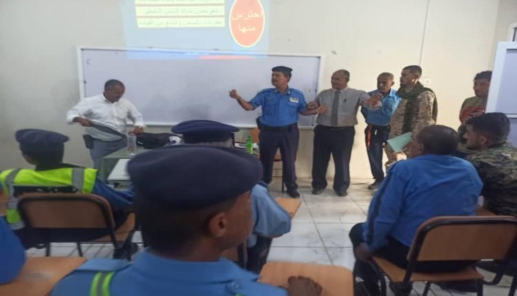 لحج.. دورة تدريبية توعوية في قانون المرور وآداب السير