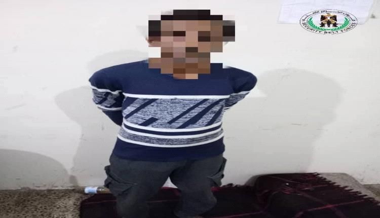 الإطاحة بشبكة تمارس اعمال مخلة في لحج