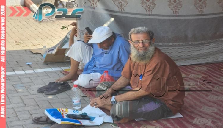 لليوم الثاني.. اعتصام مفتوح في ساحة العروض يطالب بـ "الاستقلال الثاني" واستعادة دولة الجنوب(صور)