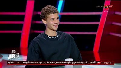 حمزه عبدالكريم .. 19 معلومة عن «جوهرة الأهلي» الذي يفاوضه برشلونة رسميًا - الخليج الان