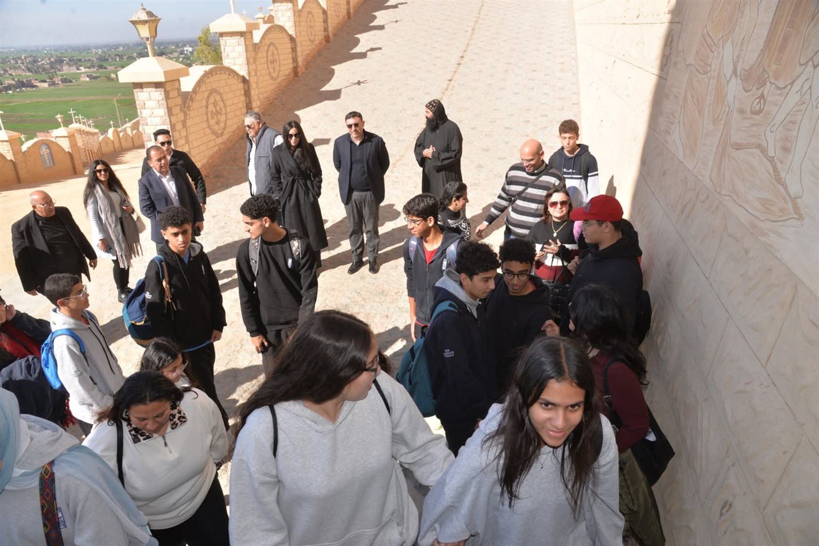 استمرار استقبال الوفود السياحية عبر الخط الجوي المنتظم لتعزيز السياحة الدينية باسيوط - الخليج الان