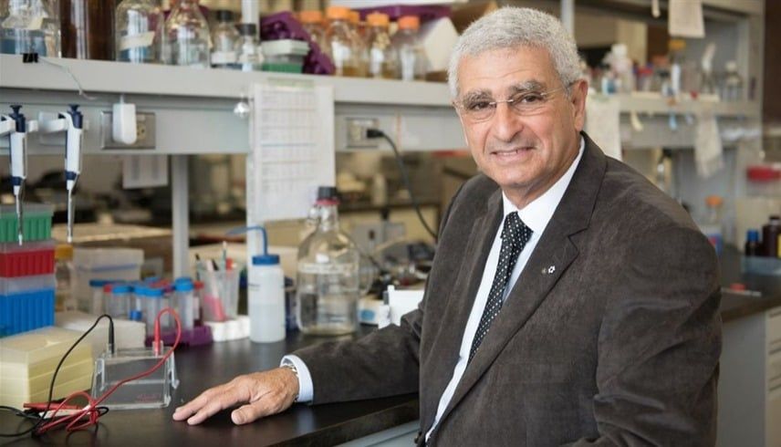 «إنجاز مصري علمي عالمي جديد».. من هو الدكتور نبيل صيدح الفائز بجائزة نوابغ العرب عن فئة الطب؟ - الخليج الان