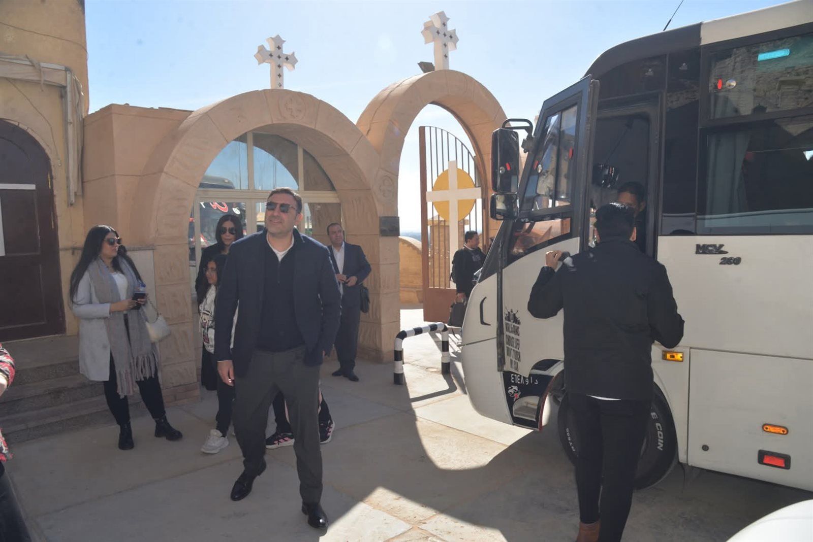 استمرار استقبال الوفود السياحية عبر الخط الجوي المنتظم لتعزيز السياحة الدينية باسيوط - الخليج الان