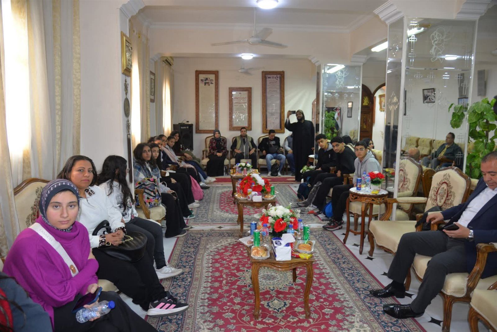 استمرار استقبال الوفود السياحية عبر الخط الجوي المنتظم لتعزيز السياحة الدينية باسيوط - الخليج الان