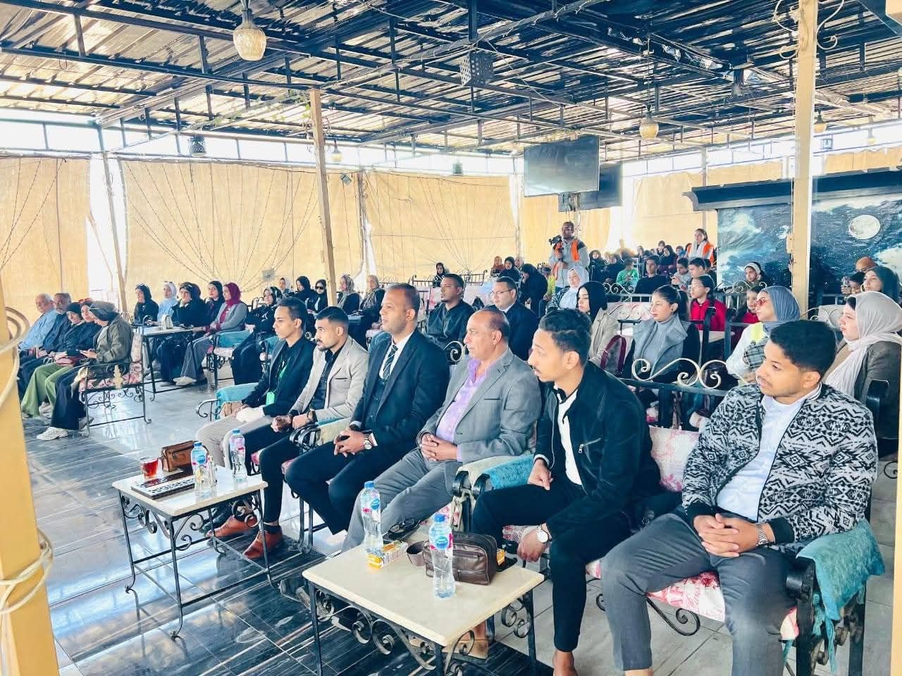 مديرية العمل بالأقصر تشارك في ندوة توعوية لحماية الأطفال من التحرش بأماكن العمل والتدريب - الخليج الان