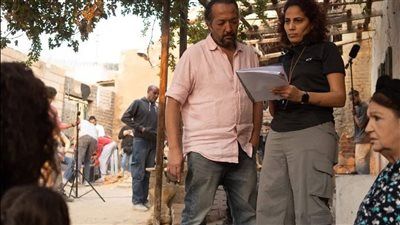 أجواء شعبية.. الصور الأولى من مسلسل مناعة لـ هند صبري في رمضان 2026 - الخليج الان