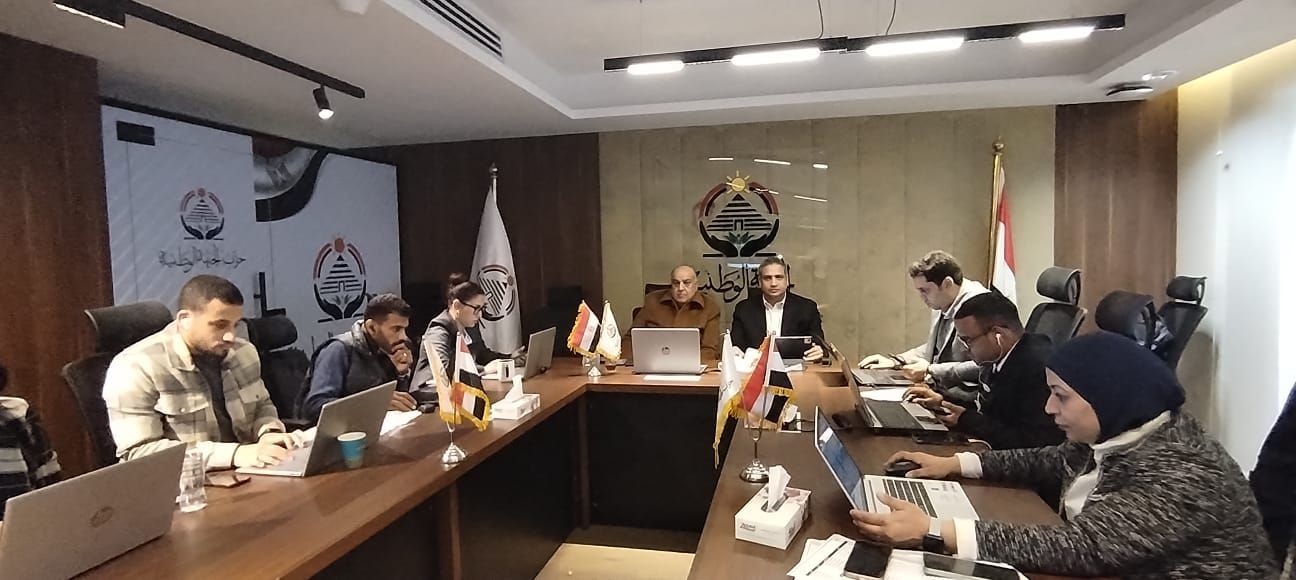 غرفة «الجبهة الوطنية» تتابع جولة الإعادة بدوائر الـ19 الملغاة بانتخابات النواب 2025 - الخليج الان