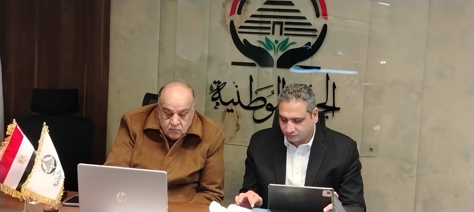 غرفة «الجبهة الوطنية» تتابع جولة الإعادة بدوائر الـ19 الملغاة بانتخابات النواب 2025 - الخليج الان