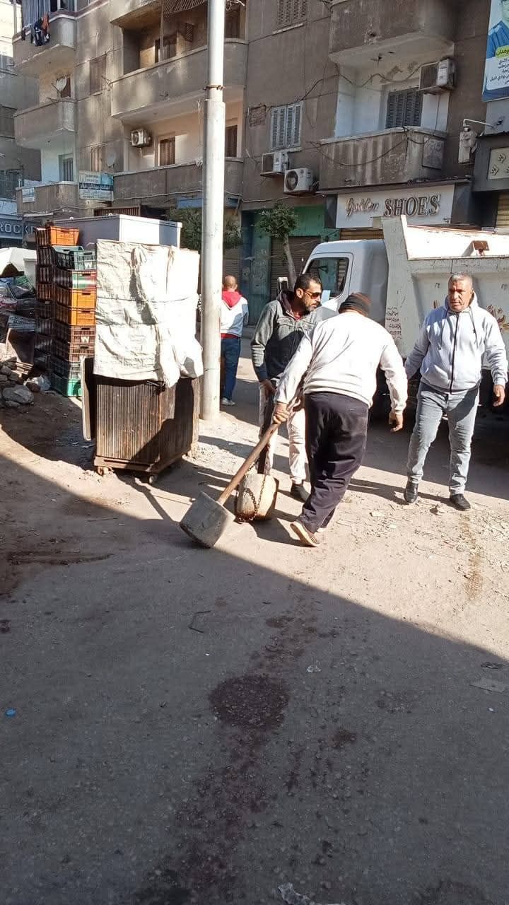 لليوم الثاني.. محافظ القليوبية يواصل حملة تطهير شوارع بنها من الإشغالات - الخليج الان