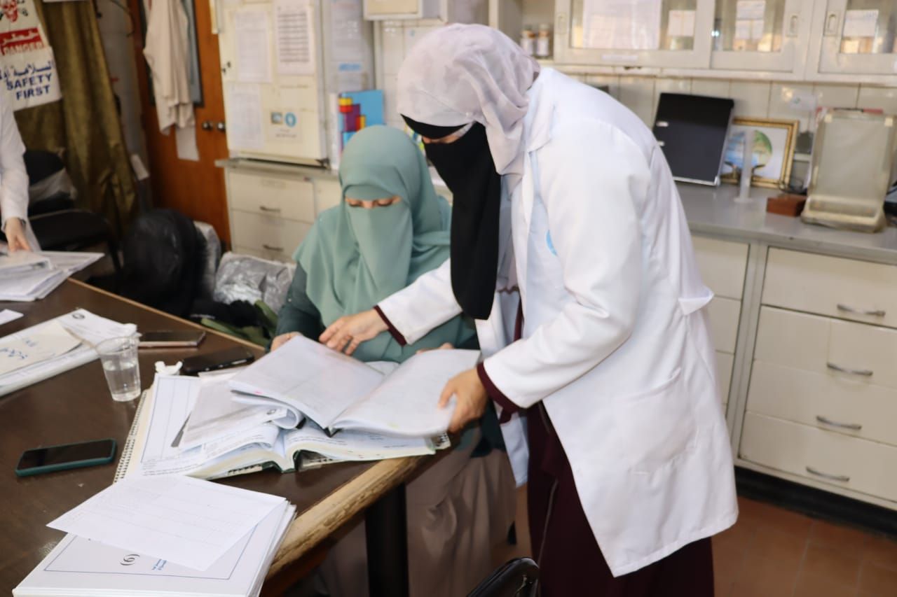 «مياه الفيوم» تتابع جودة مياه الشرب والصرف الصحي والصناعي بسحب أكثر من 34 ألف عينة - الخليج الان