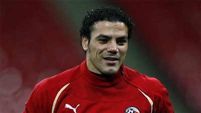 عمرو زكي ينتقد قرارات حسام حسن ويشيد بـ"جرأة" استبدال صلاح - الخليج الان