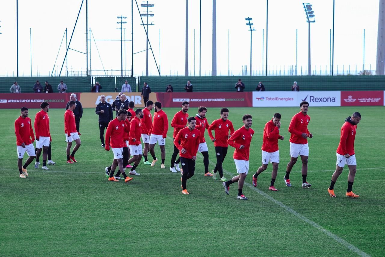منتخب مصر يختتم استعداداته لمواجهة أنجولا غدًا في كأس أمم إفريقيا - الخليج الان