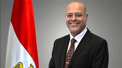 قرار عاجل من وزير العمل بقواعد وإجراءات قياس مستوى المهارة وترخيص مزاولة المهن والحرف - الخليج الان