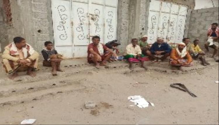 اهالي حارة الرباط الوسطى يطالبون محلي الحوطة بالنظر في شكواهم