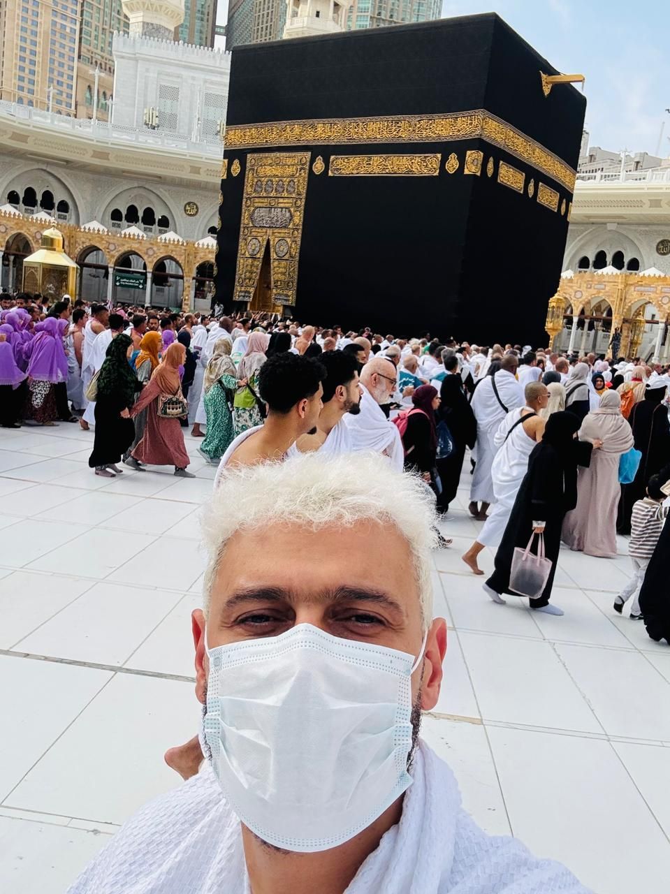 شعر أبيض.. تفاصيل لوك رامز جلال في برنامجه الجديد رمضان 2026 - الخليج الان