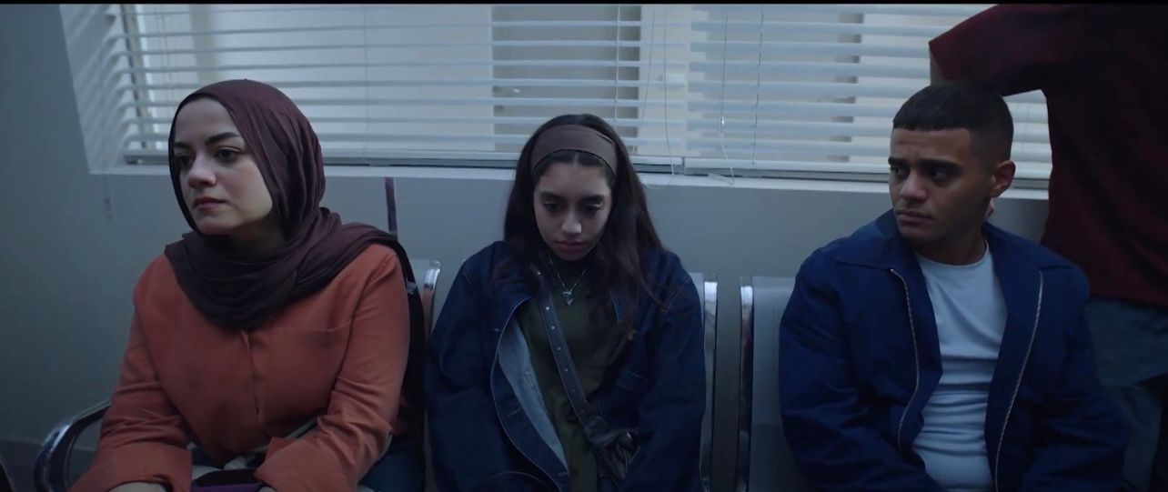 مسلسل ميدتيرم الحلقة 21.. التحقيق مع تيا بعد انتحار نعومي.. فهل كانت السبب؟ - الخليج الان