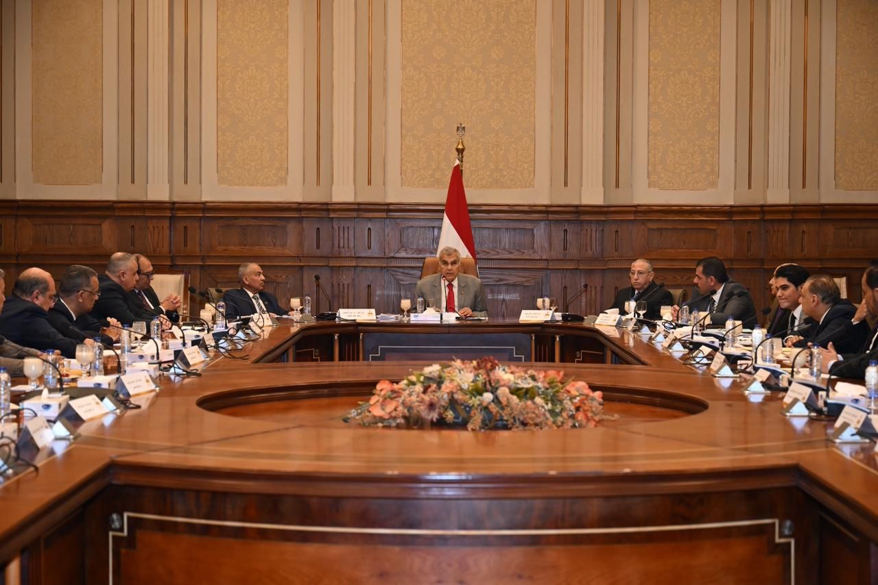 مسلم يطالب ببث جلسات الشيوخ تليفزيونيا.. وفتح مناقشات اللجان أمام الإعلام - الخليج الان