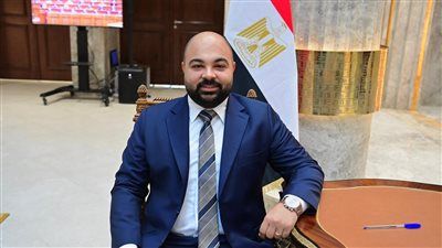 النائب محمد طارق عبدالمعين أثناء تسلم كارنيه العضوية: المواطن مسؤوليتنا وخدمة أهالينا أولوية - الخليج الان