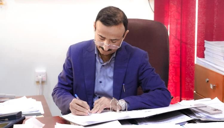 أحد شخصيات مديرية ميفعة شبوة يحذر أبناء المحافظة من المخططات المدمرة