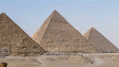 وسيم السيسي: الأهرامات محطات طاقة والسر في "مارس 2025" - الخليج الان