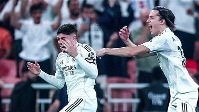أتلتيكو مدريد ضد الريال.. ريال مدريد يتقدم على أتلتيكو مدريد في الشوط الأول بهدف فالفيردي في كأس السوبر الإسباني - الخليج الان