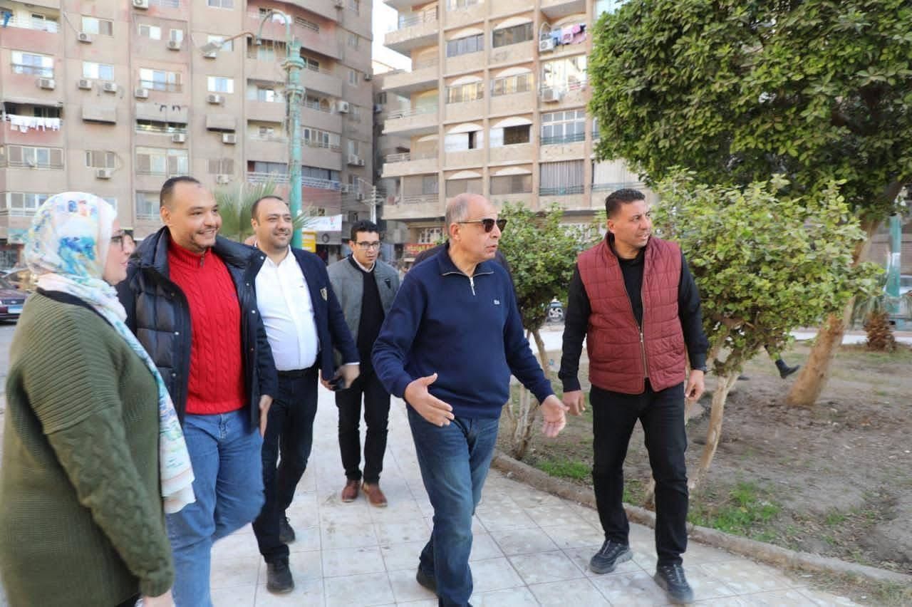 محافظ المنيا يتفقد عددًا من الميادين لتطويرها ورفع كفاءتها - الخليج الان